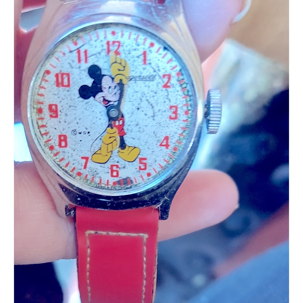 Vintage Disney Mickey watch